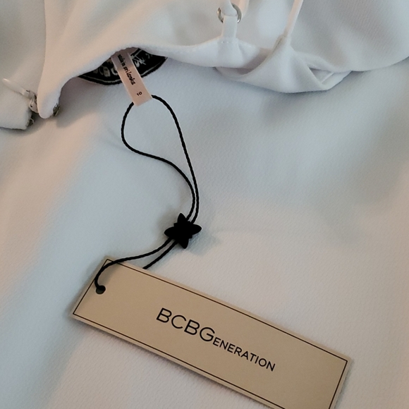 Dresses - Picture 6 of 6